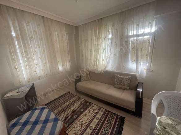 Yukarı Mah. Akçakoca Satılık Daire |  3+1 Oda | 110M2 1.200.000Tl  Krediye Uygun  Eşyalı  | Giriş Katı | Doğalgaz(Kombi) | 1 Banyo | 3 Yatak Odası Resim-4