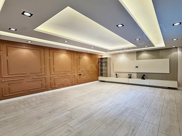 Necip Fazıl Kısakürek Mah. Esenyurt Satılık Daire |  2+1 Oda | 115M2 1.690.000Tl  Krediye Uygun  | Bahçe Katı | Doğalgaz(Kombi) | 1 Banyo | 1 Yatak Odası Resim-2