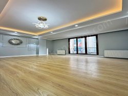 Esenyurt Mehterçeşme Mah. Satılık Daire 2+1 110 M2 | 3. Kat | Doğalgaz(Kombi) | 2 Banyo | 2 Yatak Odası