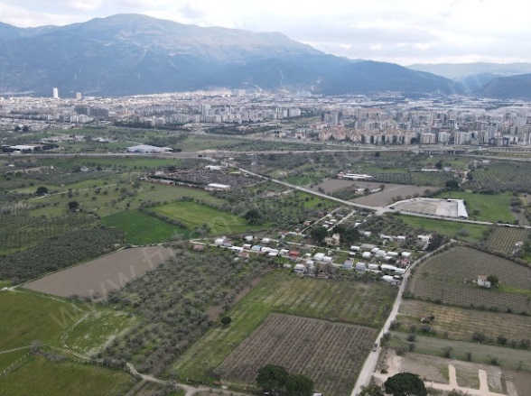 Mareşal Fevzi Çakmak Mah. Yunusemre Satılık Tarla |  10200M2 22.000.000Tl Resim-2