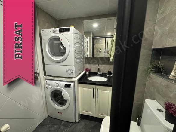 Çiçek Mah. Bayraklı  Satılık Daire |  2+1 Oda | 65M2 4.370.000Tl Eşyalı  | Yüksek Giriş | Doğalgaz(Kombi) | 1 Banyo | 1 Yatak Odası Resim-2