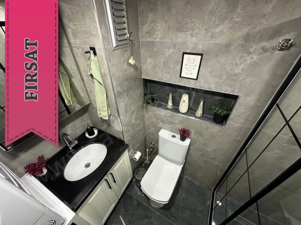 Çiçek Mah. Bayraklı  Satılık Daire |  2+1 Oda | 65M2 4.370.000Tl Eşyalı  | Yüksek Giriş | Doğalgaz(Kombi) | 1 Banyo | 1 Yatak Odası Resim-5