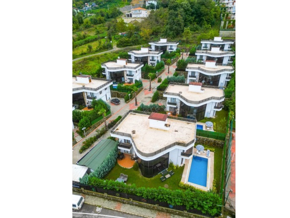 Mahmudiye Mah. Sapanca Günlük Kiralık Villa |  5+1 Oda |Günlük 15.000Tl Eşyalı  | Doğalgaz(Kombi) | 4 Banyo Resim-3