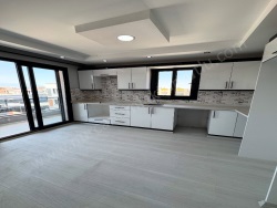 Turgutlu Şehitler Mah. Satılık Daire 5+1 270 M2 | Dubleks | Doğalgaz(Kombi)