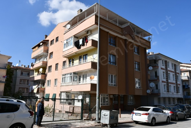 Kazım Karabekir Mah. Etimesgut Satılık Daire |  4+2 Oda | 220M2 5.050.000Tl  Krediye Uygun  | Dubleks | Doğalgaz(Kombi) | 2 Banyo | 4 Yatak Odası Resim-2