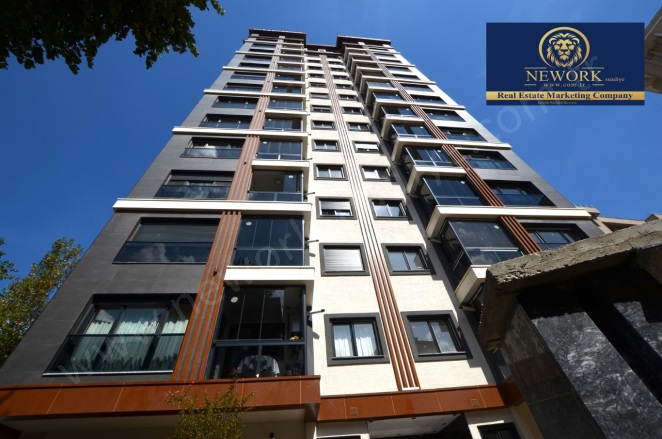 Kozyatağı Mah. Kadıköy Satılık Daire |  3+1 Oda | 135M2 22.000.000Tl  Krediye Uygun  | 14. Kat | Merkezi Isınma(Pay Ölçer) | 2 Banyo | 3 Yatak Odası Resim-4
