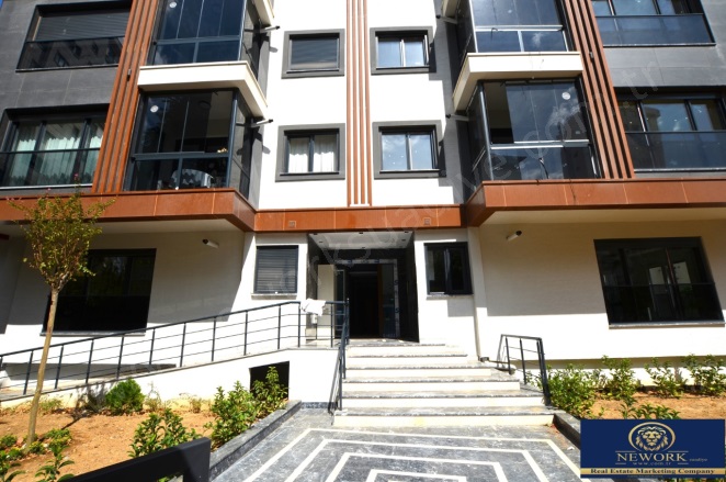 Kozyatağı Mah. Kadıköy Satılık Daire |  3+1 Oda | 135M2 22.000.000Tl  Krediye Uygun  | 14. Kat | Merkezi Isınma(Pay Ölçer) | 2 Banyo | 3 Yatak Odası Resim-5