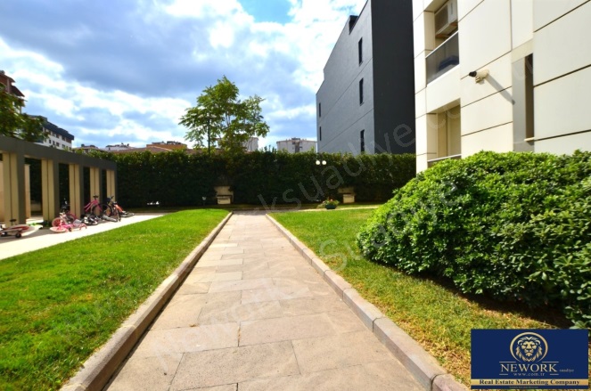 Altayçeşme Mah. Maltepe Satılık Daire |  3+1 Oda | 155M2 15.250.000Tl  Krediye Uygun  | 3. Kat | Doğalgaz(Kombi) | 2 Banyo | 3 Yatak Odası Resim-2