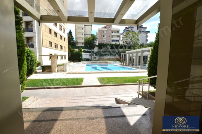 Altayçeşme Mah. Maltepe Satılık Daire |  3+1 Oda | 155M2 15.250.000Tl  Krediye Uygun  | 3. Kat | Doğalgaz(Kombi) | 2 Banyo | 3 Yatak Odası Resim-5