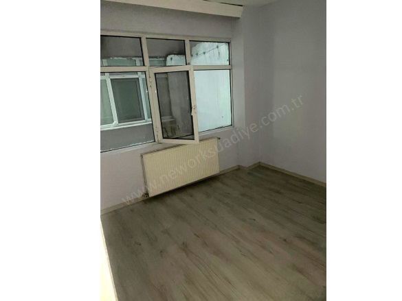 Hırka-İ Şerif Mah. Fatih Kiralık Daire |  1+1 Oda | 55M2 Aylık 16.500Tl  Krediye Uygun  | Yarı Bordum | Doğalgaz(Kombi) | 1 Banyo | 1 Yatak Odası Resim-3