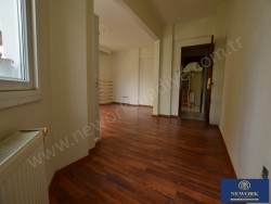 Maltepe Feyzullah Mah. Kiralık Daire 2+1 100 M2 | 1. Kat | Doğalgaz(Kombi) | 2 Yatak Odası