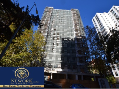 Kozyatağında Satılık Daire Sıfır 3+1 Ön Cephe Otoparklı Kadıköy Kozyatağı Mah