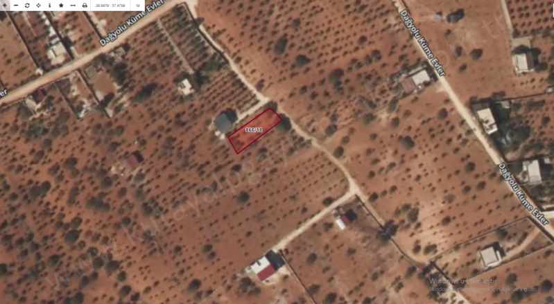 Resmi Yol Üzeri Kuyulu Bahçe 420M² 15 Ağaç Fıstık 5 Zeytin Satılık Arsa Oğuzeli Gürsu Mah