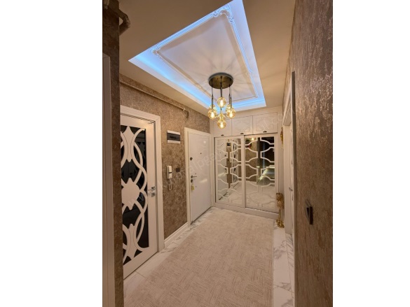 İbn-İ Sina Mah. Şahinbey Satılık Daire |  3.5+1 Oda | 190M2 7.000.000Tl  Krediye Uygun  | 4. Kat | Yerden Isıtma | 2 Banyo Resim-3