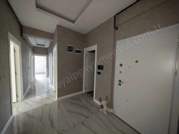 Yüksek Giriş 2 5+1 Mis Gibi Satılık Daire Şahinbey Güneykent Mah