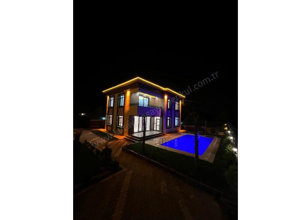 Burç Esentepe Mah. Şahinbey Satılık Villa |  505M2 15.500.000Tl Resim-1