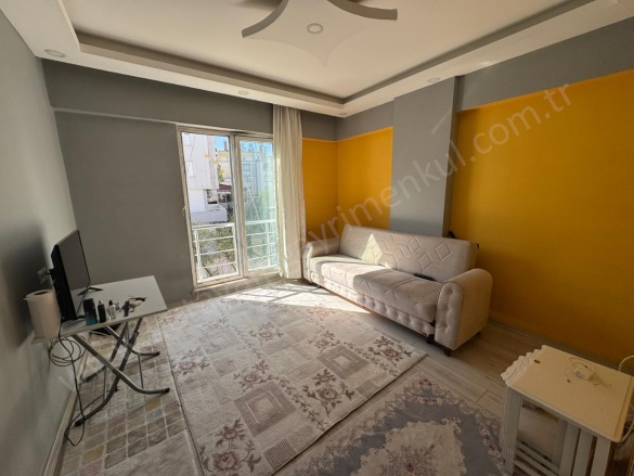 Yeditepe Mah. Şahinbey Satılık Daire | 1.600.000Tl Eşyalı  | 5. Kat | Doğalgaz(Kombi) | 1 Banyo Resim-4