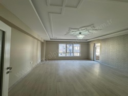 Şahinbey Yeditepe Mah. Satılık Daire 2+1 120 M2 | Doğalgaz(Kombi)