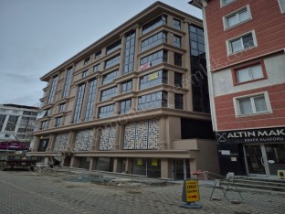 MÜTEVELLİ PARLA İŞ MERKEZİNDE SATILIK 2+1 OFİS