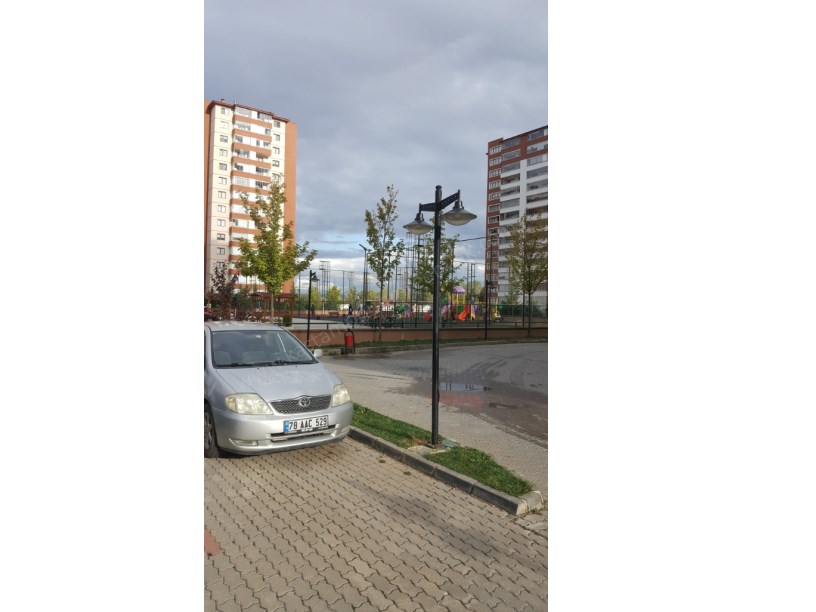 AKKENT SİTESİNDE SATILIK 3+1 DAİRE