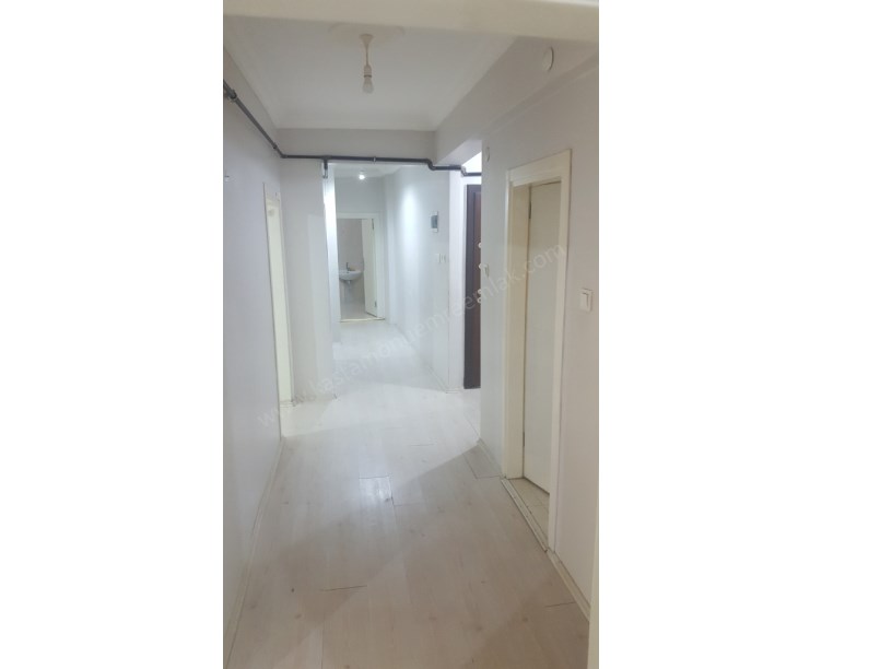 MERKEZ ANA CADDE ÜZERİ KİRALIK 3+1 DAİRE