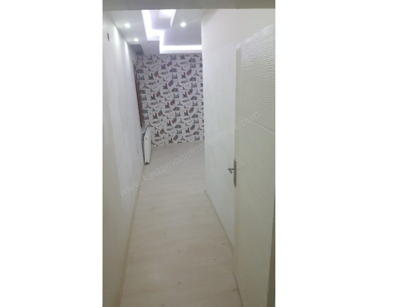 MERKEZ ANA CADDE ÜZERİ KİRALIK 3+1 DAİRE