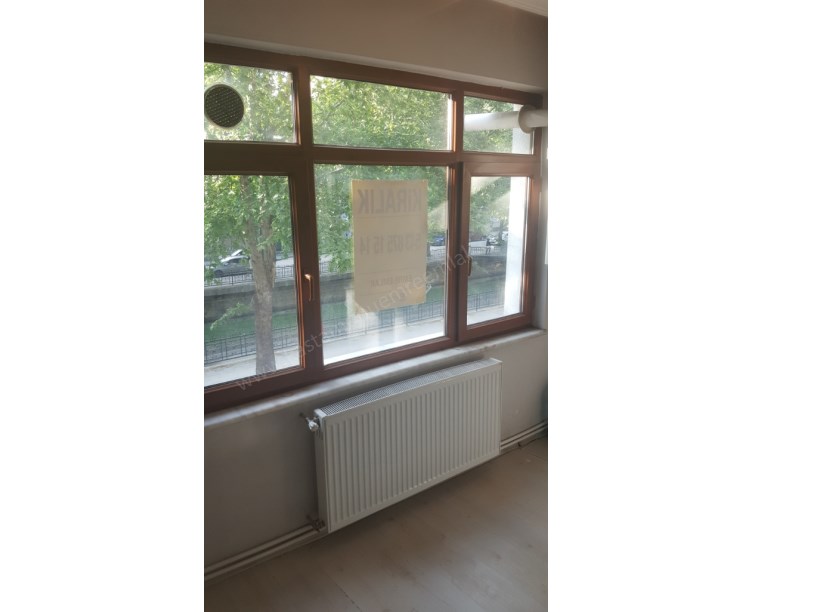 MERKEZ ANA CADDE ÜZERİ KİRALIK 3+1 DAİRE