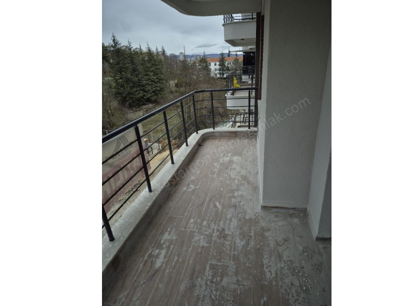 SAKLIBAHÇE KONUTLARINDA SATILIK 2+1 DAİRE