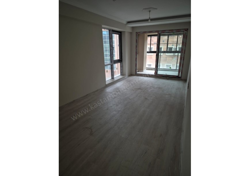 MÜTEVELLİ PARLA İŞ MERKEZİNDE SATILIK 2+1 OFİS