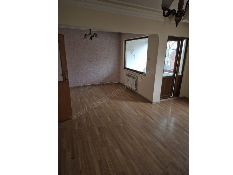 KUZEYKENTTE SATILIK BAKIMLI MÜSTAKİL EV