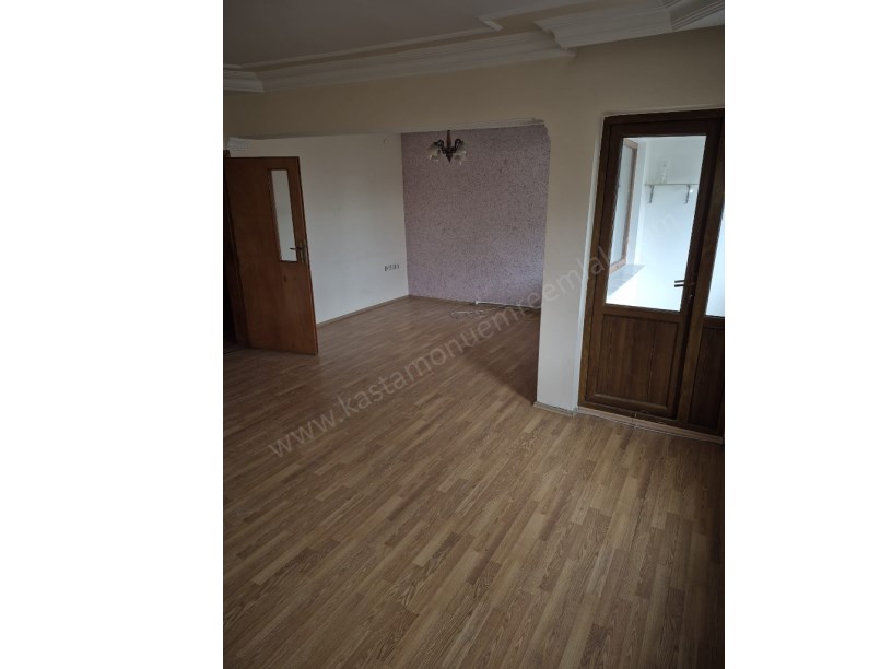 KUZEYKENTTE SATILIK BAKIMLI MÜSTAKİL EV