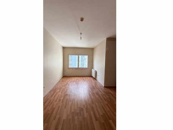 Esenyurt Fi Towersda 2+1 110M2 Kapalı Mutfak Acil Satılık Daire Yeşilkent Mah