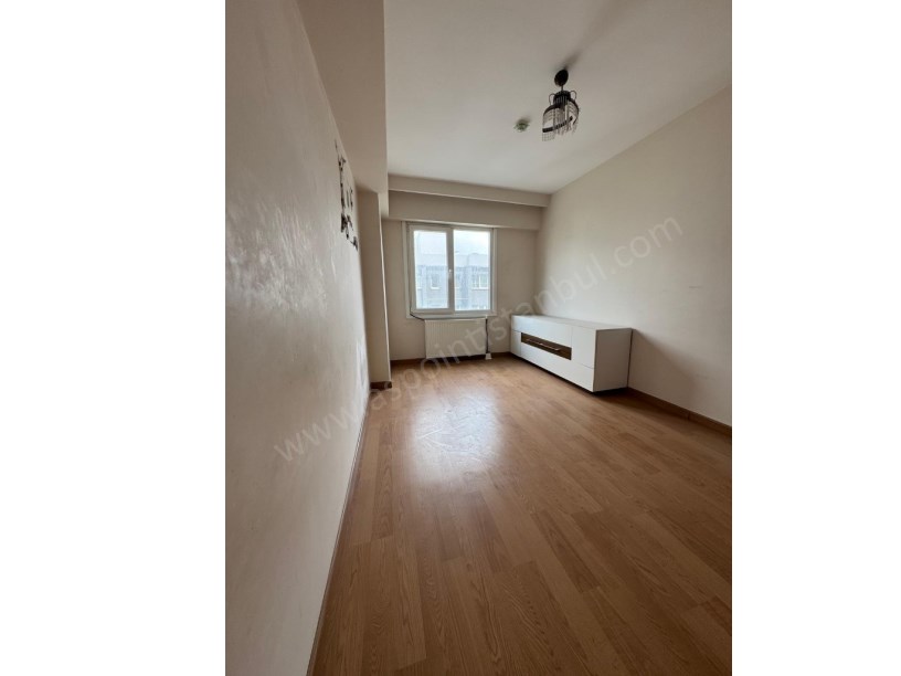 Cumhuriyet Mahallesi Blue Residenceda 214 M2 3+1 Kapalı Mutfak