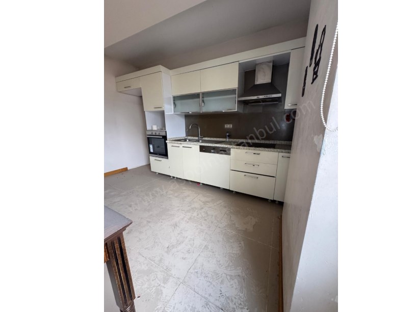 Cumhuriyet Mahallesi Blue Residenceda 214 M2 3+1 Kapalı Mutfak