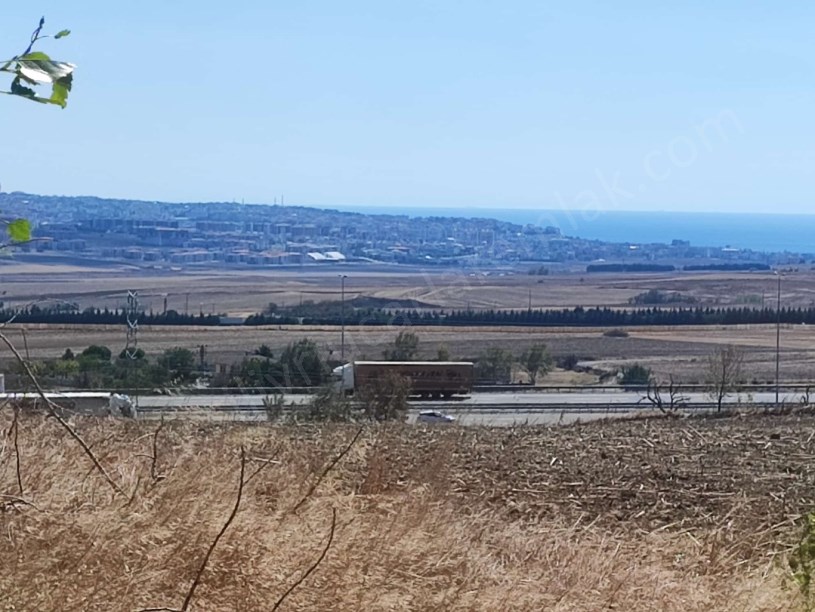 SİLİVRİ FENERKÖY MAHHALLESİNDE SATILIK ARSA 1303M2