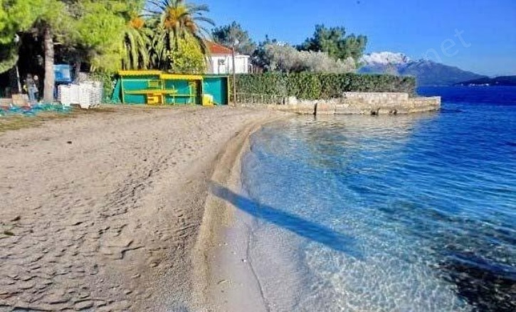 Herceg Novi Herceg Novi Satılık Daire |  1+1 Oda | 48M2 165.000€ | 2. Kat | Klima | 1 Banyo | 1 Yatak Odası Resim-3
