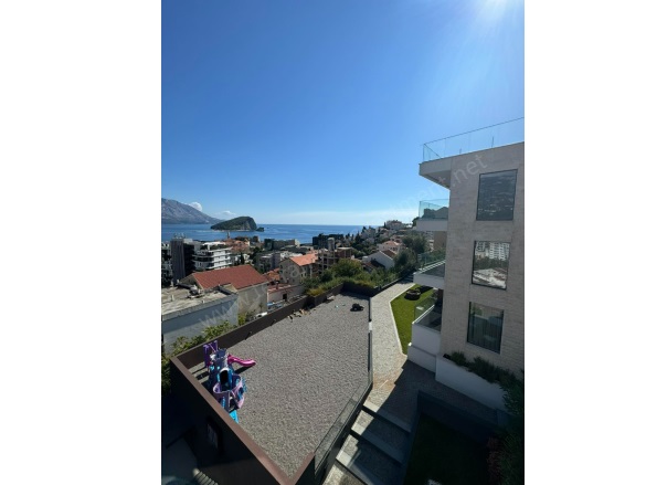 Budva Budva Satılık Daire |  1+1 Oda | 64M2 288.000€ | 1. Kat | Klima | 1 Banyo | 1 Yatak Odası Resim-2