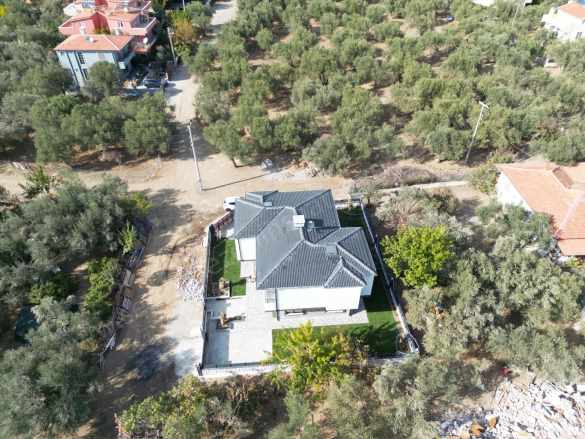 Küçükkuyuda Denize 200 Metre 3+1 Satılık Villa Ayvacık Mıhlı Mah-Küçükkuyu Köyü