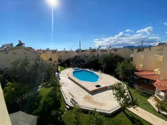 Altınoluk Narlıda Havuzlu Sitede Daire Fiyatına 3+1 Satılık Villa Edremit Narlı Mah