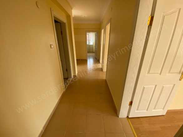 Altınolukta Havuzlu Sitede Deniz Manzaralı 3+1 Fırsat Fiyat Satılık Daire Edremit Altınoluk Mah