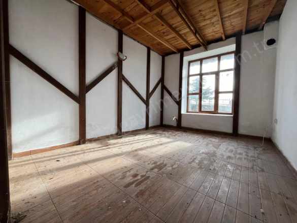 Çanakkale Ayvacıkta 800 M2 Arsa içinde Taş Ev 2+1 Satılık Müstakil Naldöken Köyü