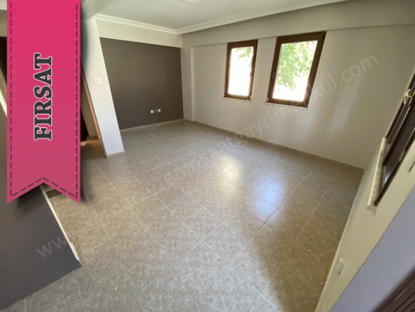 Altınoluk Mah. Edremit Satılık Villa |  2+1 Oda | 120M2 6.500.000Tl  Krediye Uygun  | Tripleks | Klima | 2 Banyo | 2 Yatak Odası Resim-1