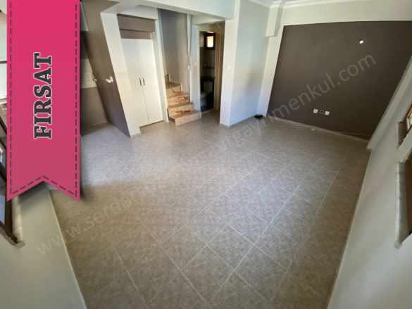 Altınolukta Deniz Manzaralı 2+1 Trıplex Satılık Villa Edremit Altınoluk Mah