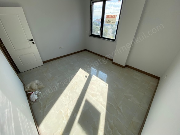Altınoluk Mah. Edremit Satılık Daire |  4+1 Oda | 160M2 9.850.000Tl  Krediye Uygun  | 3. Kat | Yerden Isıtma | 2 Banyo | 4 Yatak Odası Resim-4