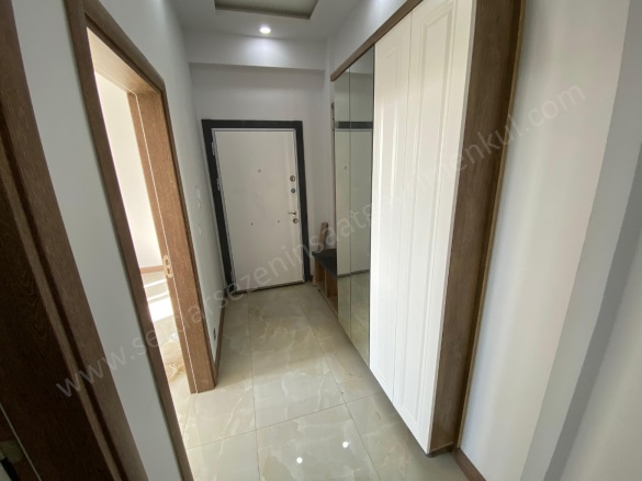 Altınoluk Mah. Edremit Satılık Daire |  4+1 Oda | 160M2 9.850.000Tl  Krediye Uygun  | 3. Kat | Yerden Isıtma | 2 Banyo | 4 Yatak Odası Resim-5