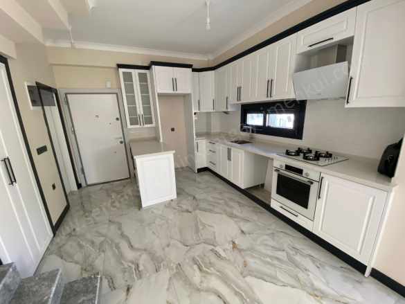 Altınolukta Denize 400 Mt Trıplex 3+1 Satılık Villa Edremit Altınoluk Mah