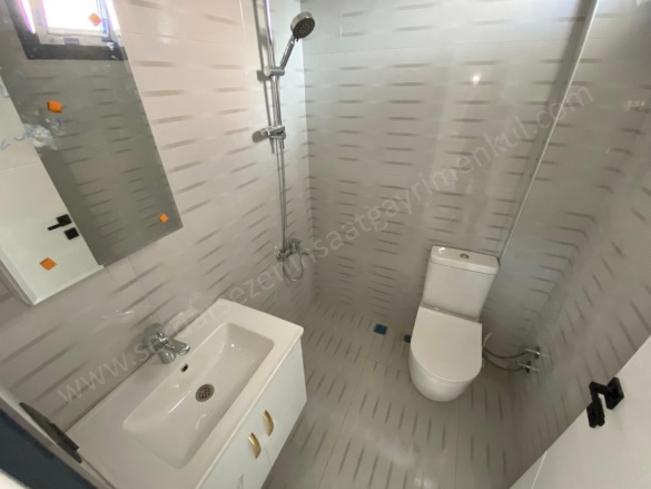 Altınoluk Mah. Edremit Satılık Villa |  3+1 Oda | 160M2 15.000.000Tl  Krediye Uygun  | Tripleks | Kat Kaloriferi | 3 Banyo | 3 Yatak Odası Resim-2