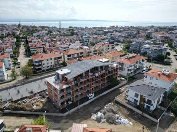 Akçayda Denize 600 Metre Lux Projesi 1+1 Satılık Daire Edremit Akçay Mah