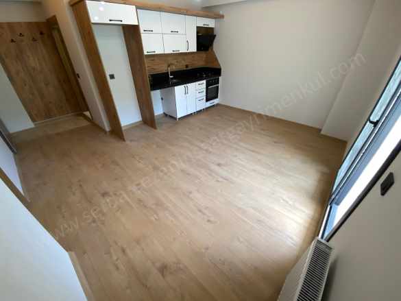 Gürede Doğanın içinde 1+1 Sıfır Ler Satılık Daire Edremit Güre Mah