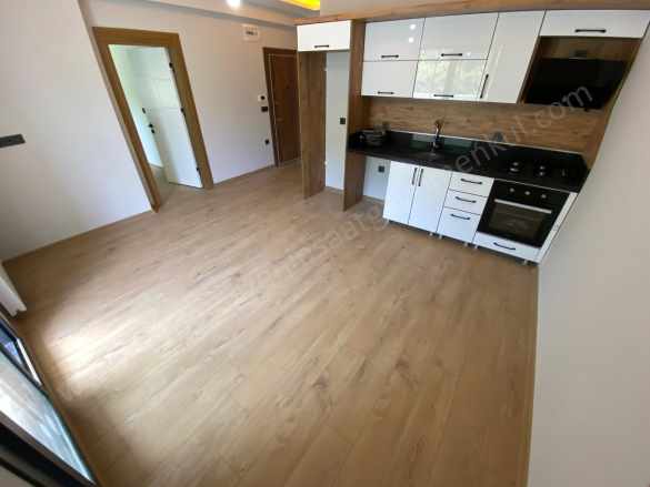 Gürede Doğanın içinde 1+1 Sıfır Ler Satılık Daire Edremit Güre Mah